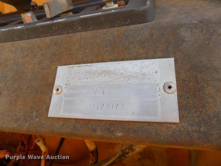 image for item DE7631 1976 Case W18 wheel loader