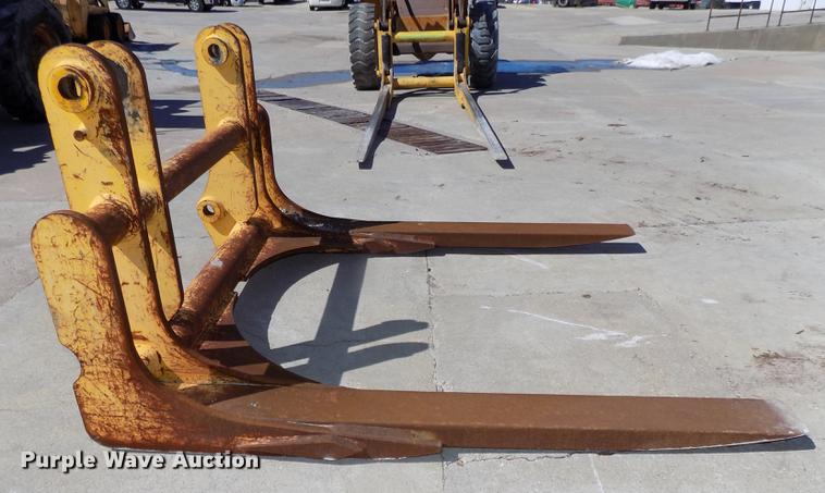 image for item DE7631 1976 Case W18 wheel loader