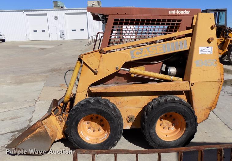 image for item DE7632 1993 Case 1845C skid steer