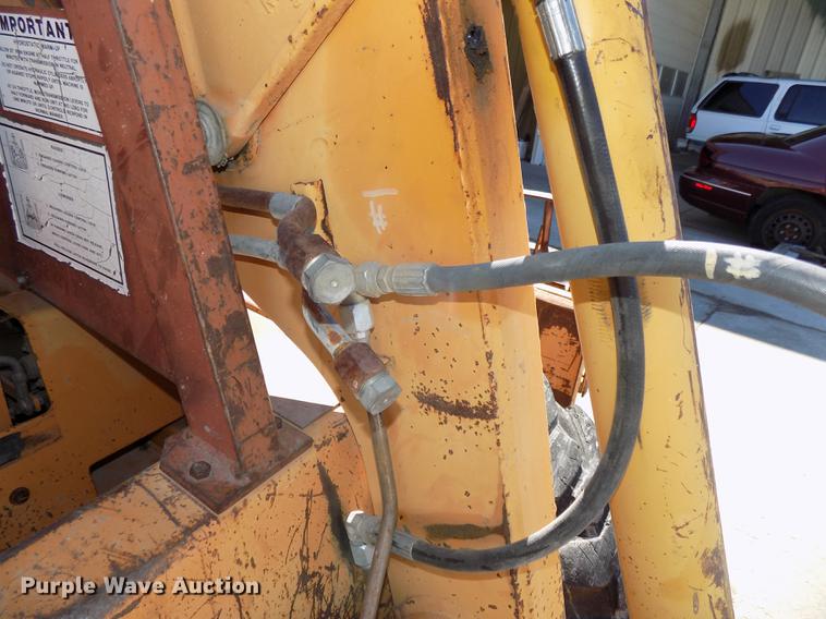 image for item DE7632 1993 Case 1845C skid steer