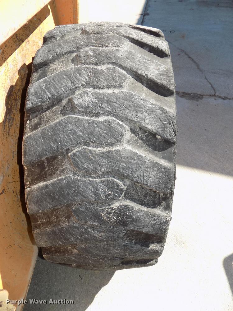 image for item DE7632 1993 Case 1845C skid steer