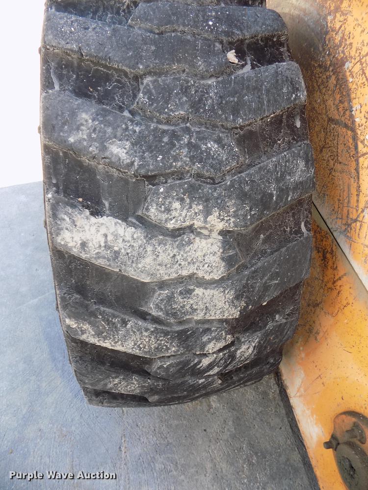 image for item DE7632 1993 Case 1845C skid steer