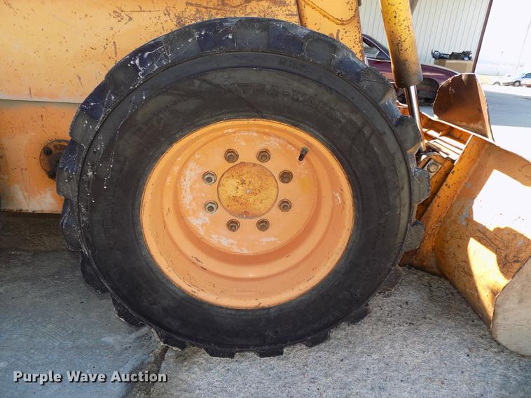 image for item DE7632 1993 Case 1845C skid steer