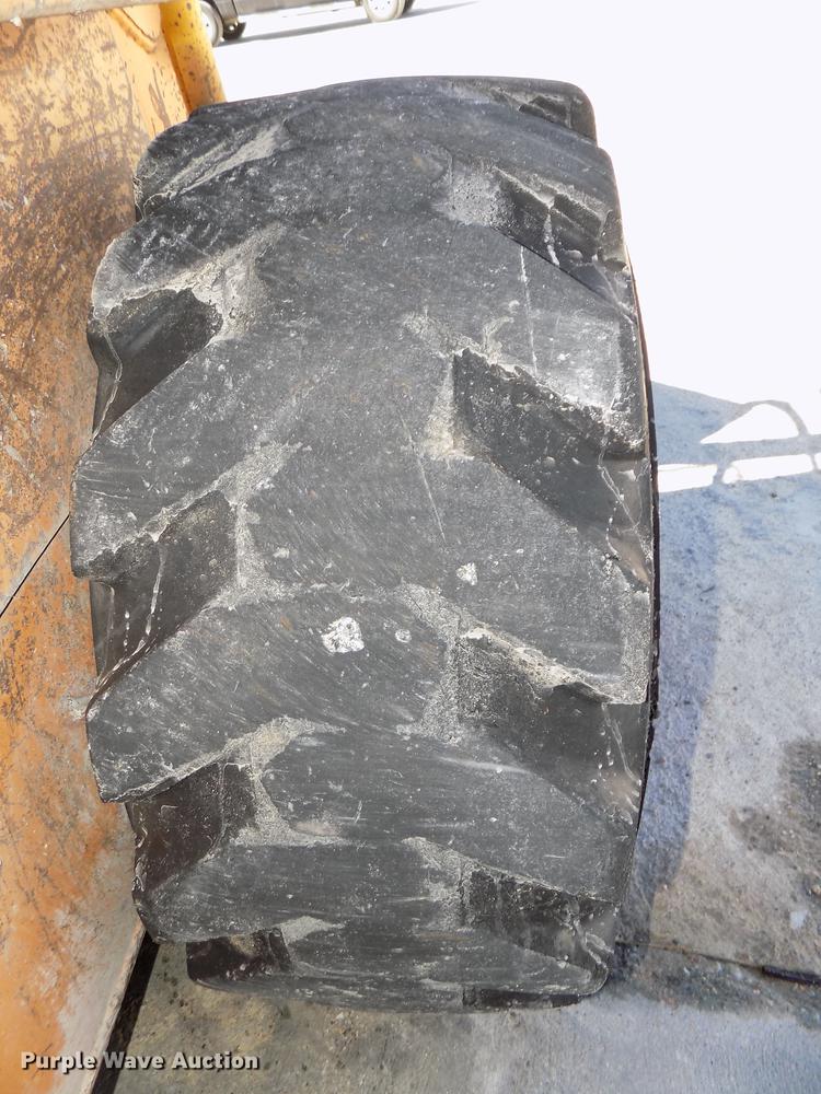 image for item DE7632 1993 Case 1845C skid steer