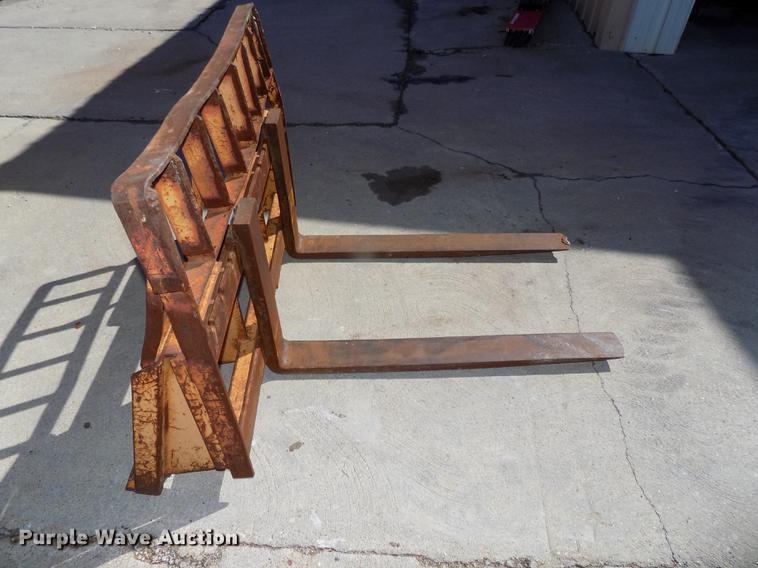 image for item DE7632 1993 Case 1845C skid steer