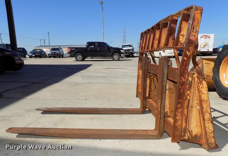 image for item DE7632 1993 Case 1845C skid steer