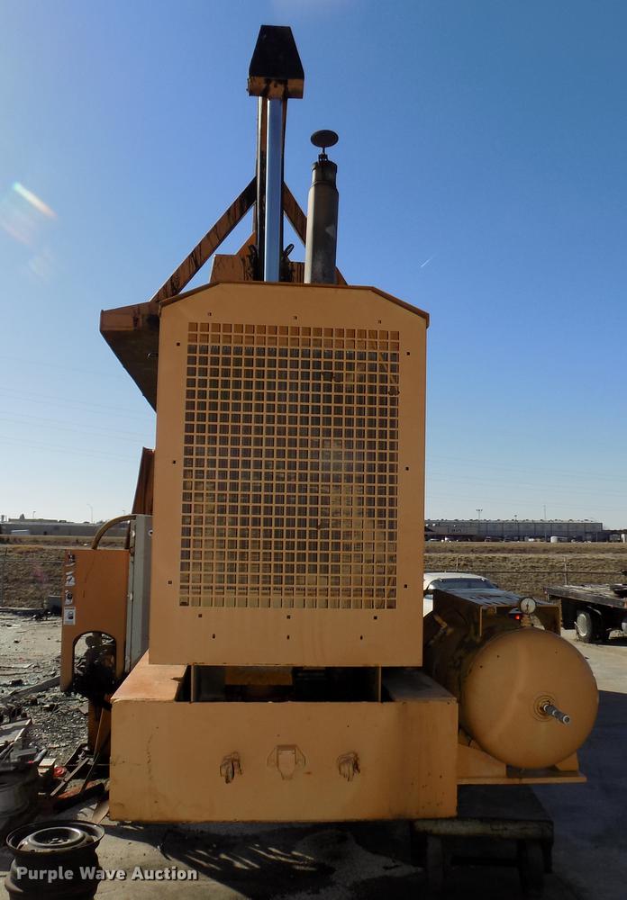 image for item DE7637 1993 RM Johnson E-Z Crusher