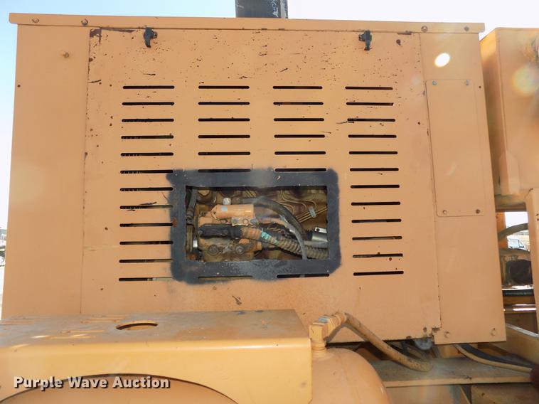 image for item DE7637 1993 RM Johnson E-Z Crusher