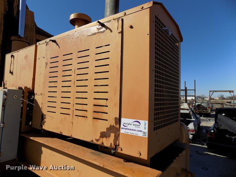 image for item DE7637 1993 RM Johnson E-Z Crusher