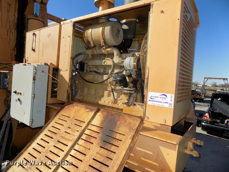 image for item DE7637 1993 RM Johnson E-Z Crusher