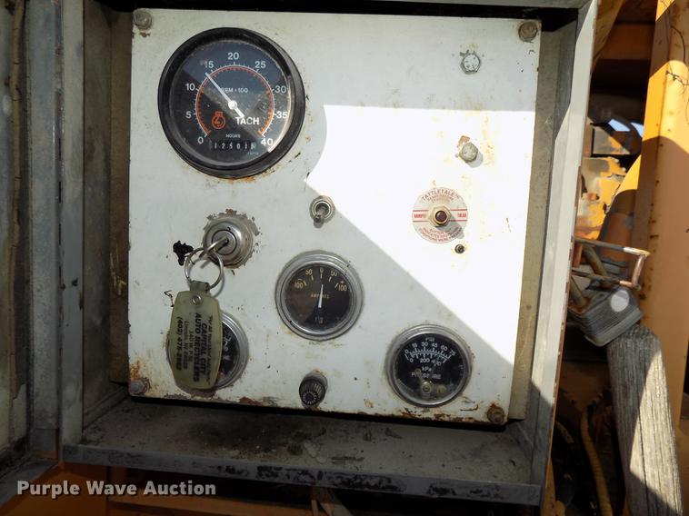 image for item DE7637 1993 RM Johnson E-Z Crusher