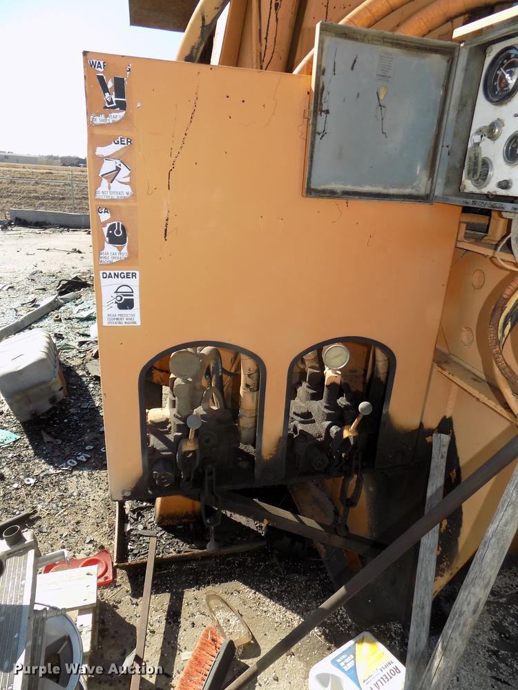 image for item DE7637 1993 RM Johnson E-Z Crusher