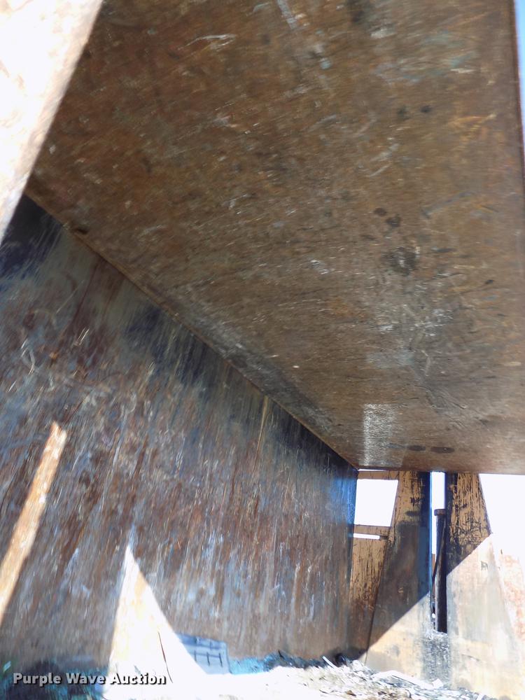 image for item DE7637 1993 RM Johnson E-Z Crusher