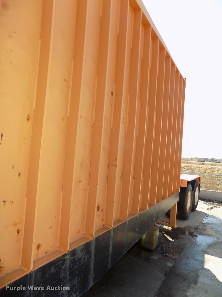 image for item DE7637 1993 RM Johnson E-Z Crusher