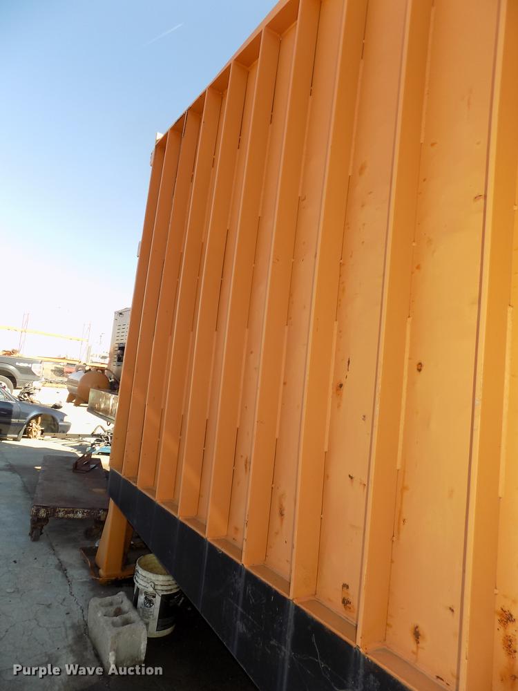 image for item DE7637 1993 RM Johnson E-Z Crusher