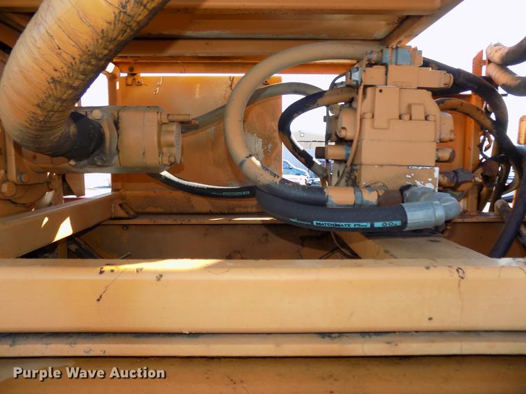 image for item DE7637 1993 RM Johnson E-Z Crusher