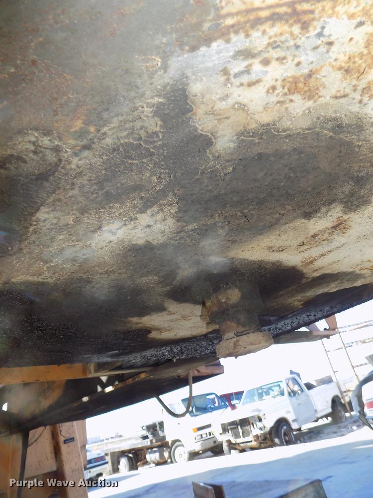 image for item DE7637 1993 RM Johnson E-Z Crusher