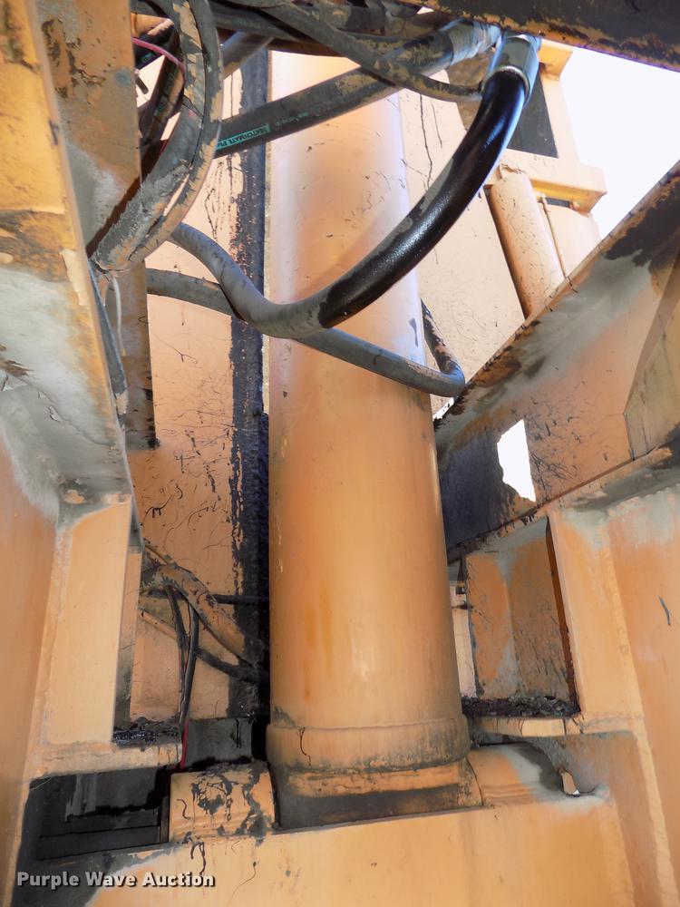 image for item DE7637 1993 RM Johnson E-Z Crusher