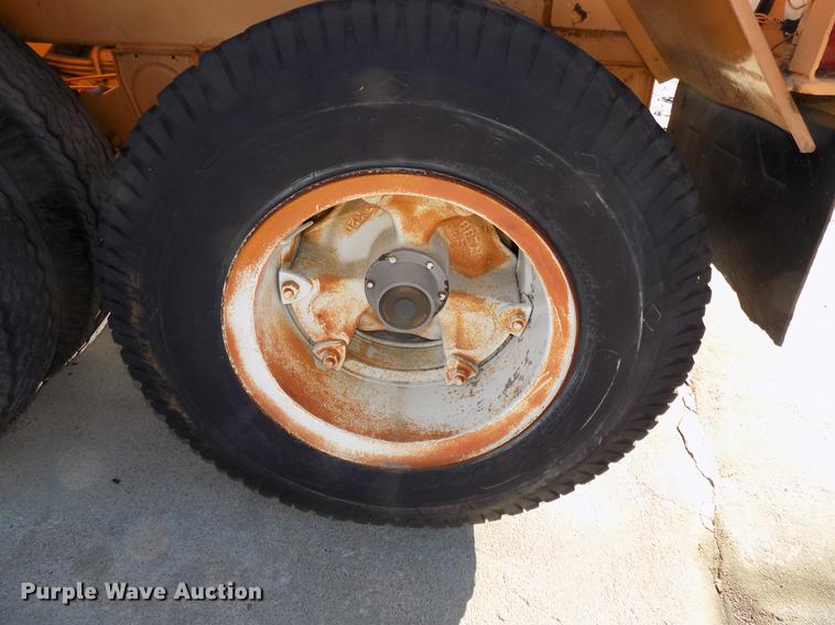 image for item DE7637 1993 RM Johnson E-Z Crusher