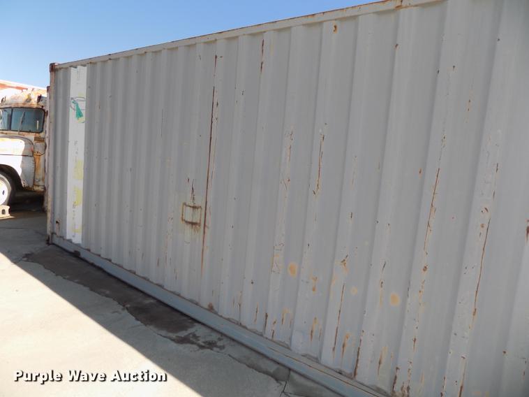 image for item DE7639 1996 Jindo storage container