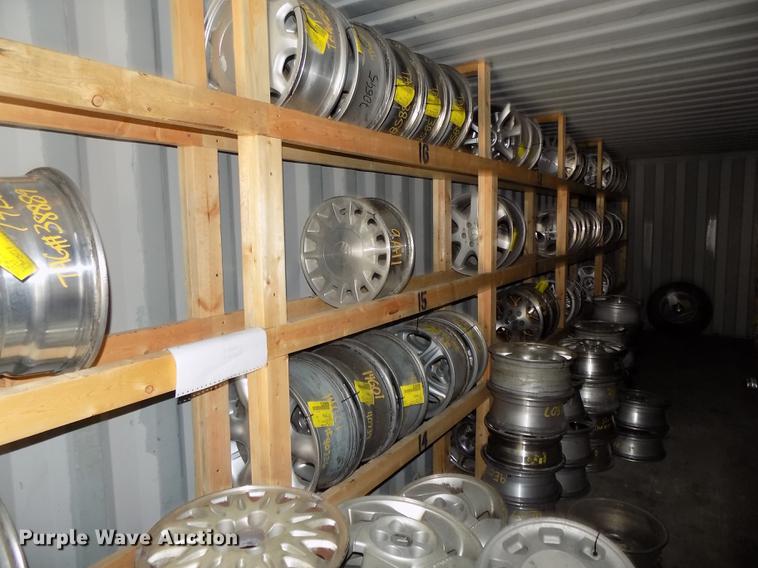 image for item DE7639 1996 Jindo storage container