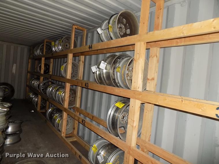 image for item DE7639 1996 Jindo storage container