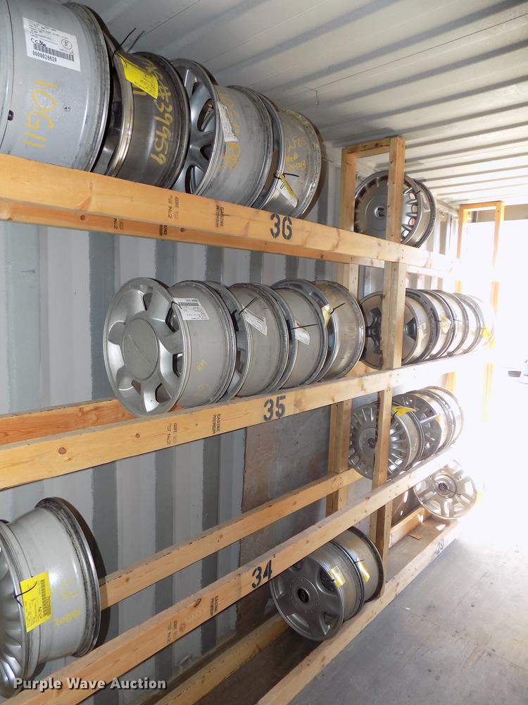 image for item DE7639 1996 Jindo storage container