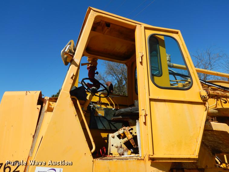 image for item DE8537 John Deere 762 water wagon