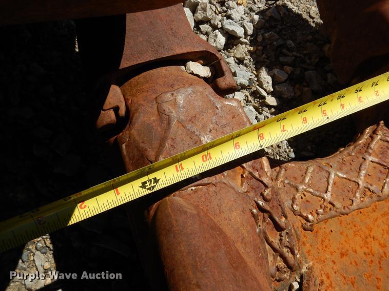 image for item DE8538 Esco excavator bucket