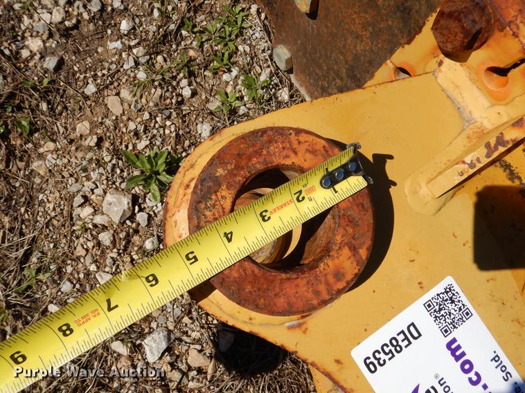 image for item DE8539 American Compaction DC-18B excavator wheel