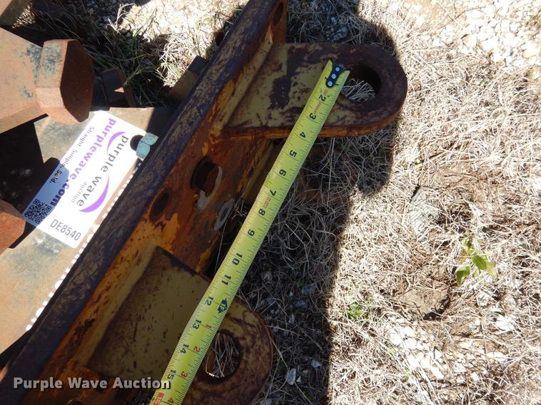 image for item DE8540 American Compaction DC-12B excavator wheel