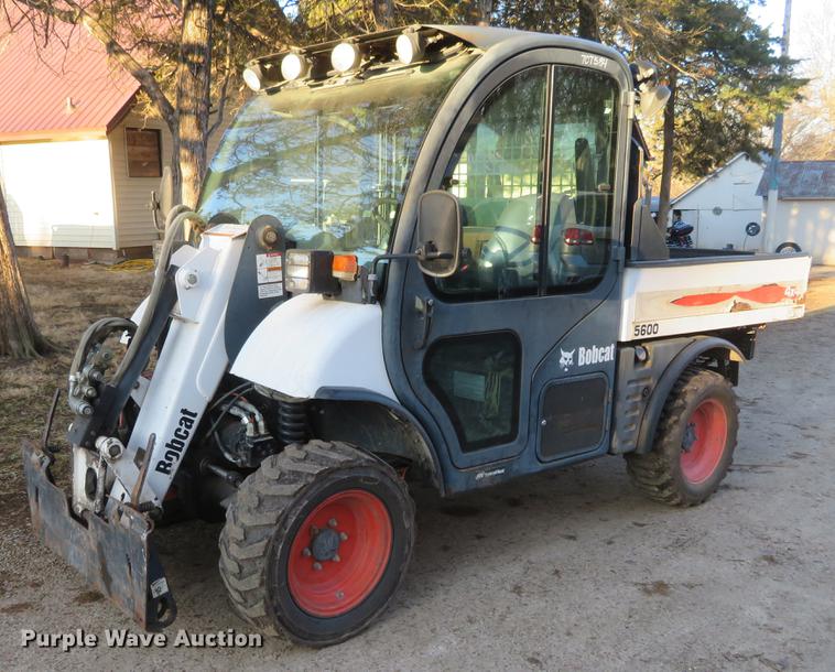 image for item DE8840 2004 Bobcat Toolcat 5600 utility work machine