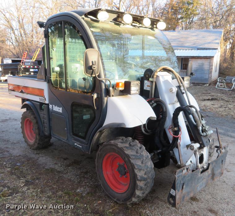 image for item DE8840 2004 Bobcat Toolcat 5600 utility work machine