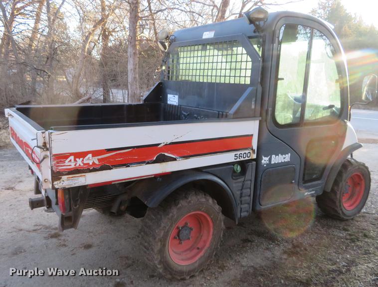 image for item DE8840 2004 Bobcat Toolcat 5600 utility work machine