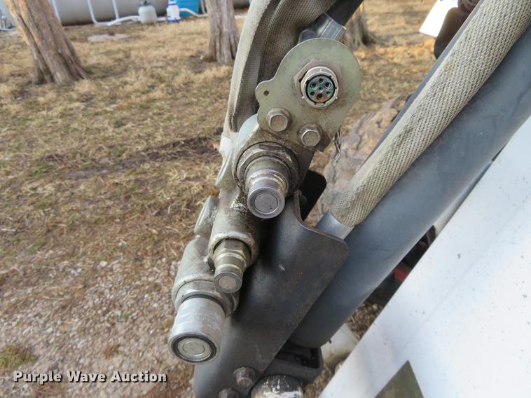 image for item DE8840 2004 Bobcat Toolcat 5600 utility work machine