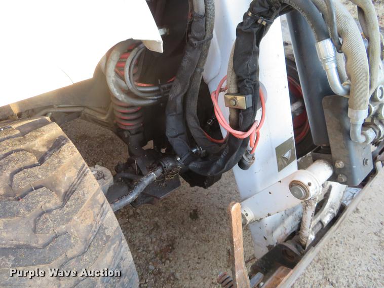 image for item DE8840 2004 Bobcat Toolcat 5600 utility work machine