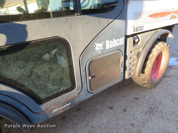 image for item DE8840 2004 Bobcat Toolcat 5600 utility work machine