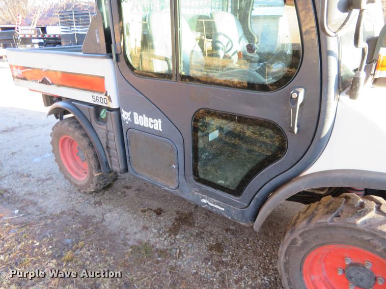 image for item DE8840 2004 Bobcat Toolcat 5600 utility work machine