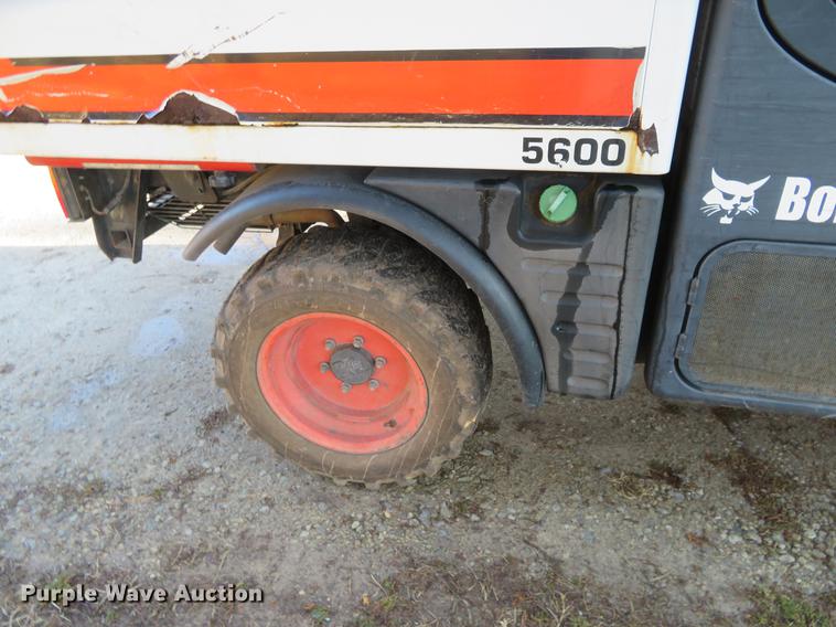image for item DE8840 2004 Bobcat Toolcat 5600 utility work machine