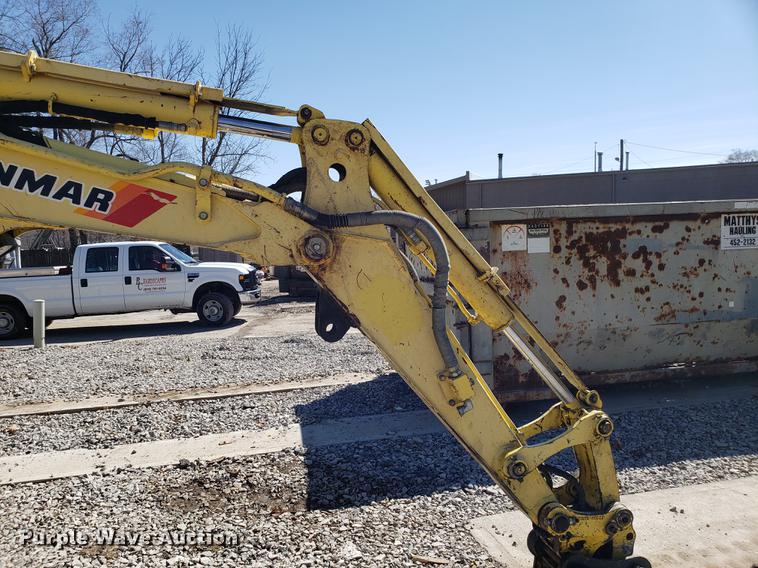 image for item DF3334 2007 Yanmar VIO27-3 mini excavator