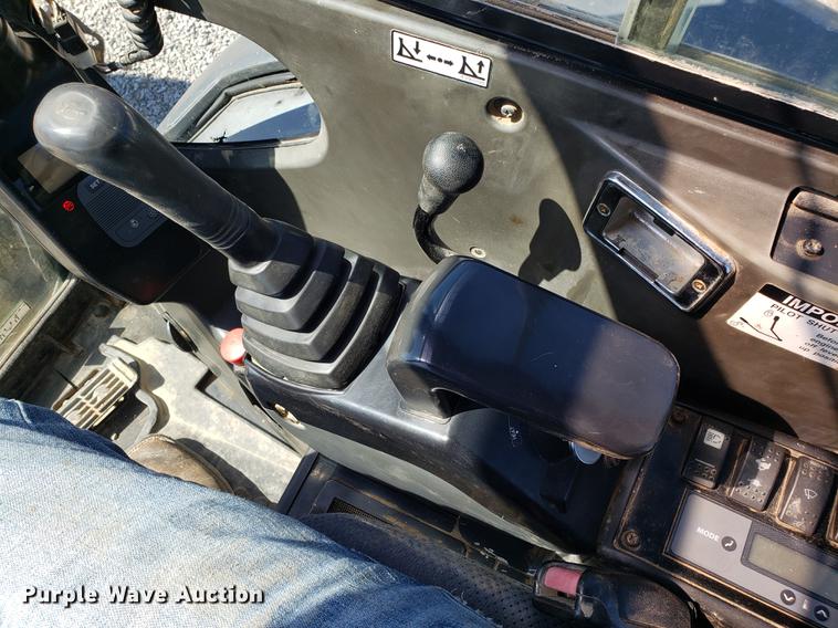 image for item DF3335 2008 Hitachi ZX35U mini excavator