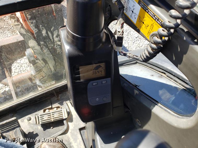 image for item DF3335 2008 Hitachi ZX35U mini excavator