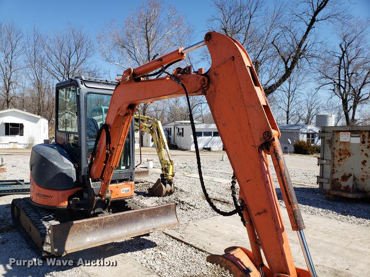 image for item DF3335 2008 Hitachi ZX35U mini excavator