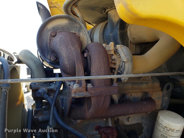 image for item DF3336 New Holland LM430 telehandler