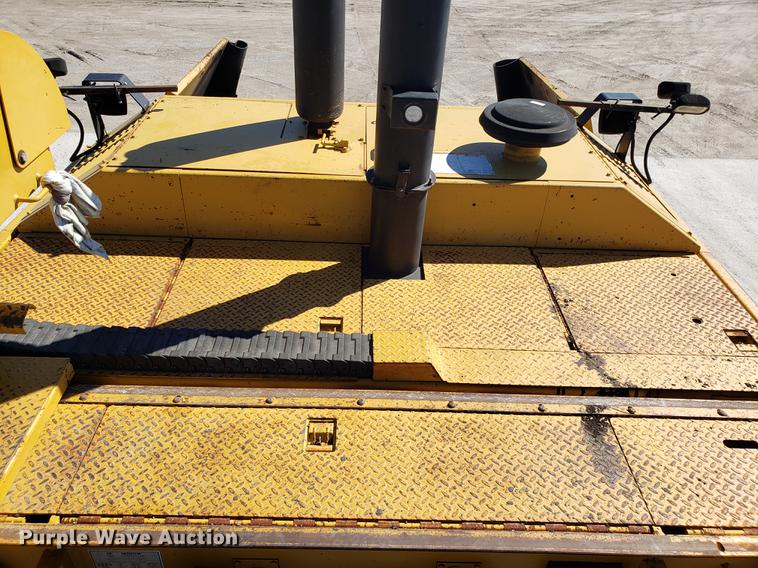 image for item DF3360 2002 Caterpillar AP-1055B paver
