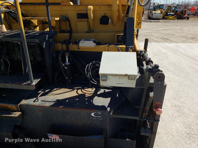 image for item DF3360 2002 Caterpillar AP-1055B paver