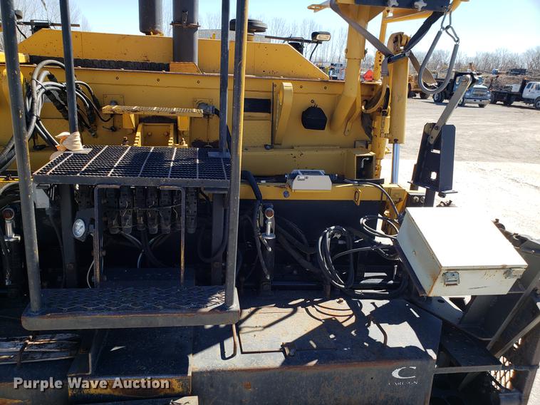 image for item DF3360 2002 Caterpillar AP-1055B paver