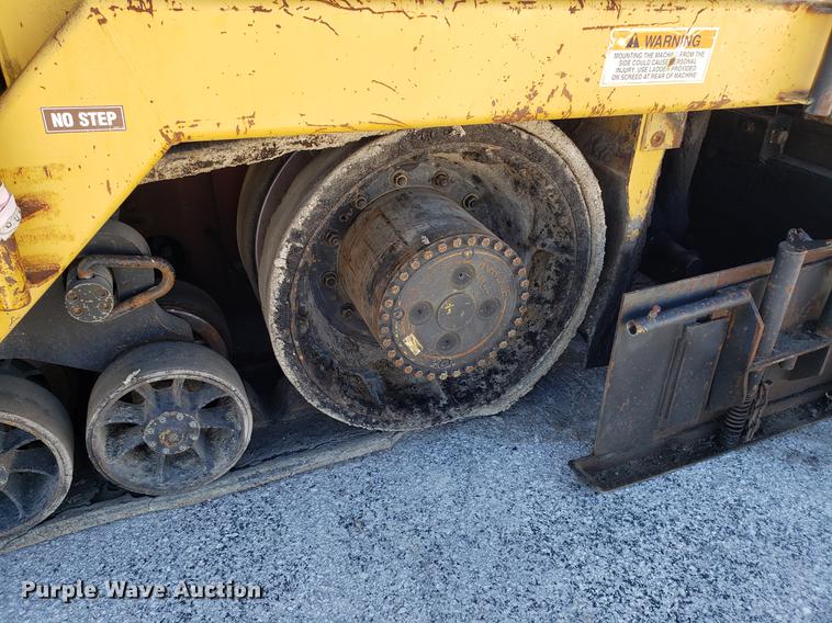 image for item DF3360 2002 Caterpillar AP-1055B paver