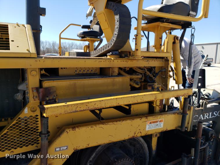 image for item DF3360 2002 Caterpillar AP-1055B paver