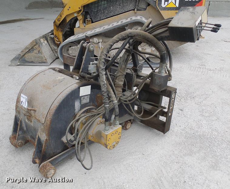 image for item DF7140 2007 Coneqtec Universal AP450 cold planer